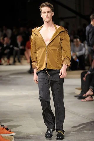 Look 4